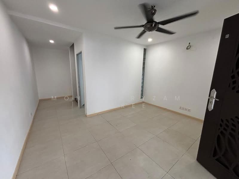 Rumah Teres 2.5 Tingkat untuk Dijual di Taman Chi Liung (Klang) - Mohd Adryzam - PropertyGuru.com.my