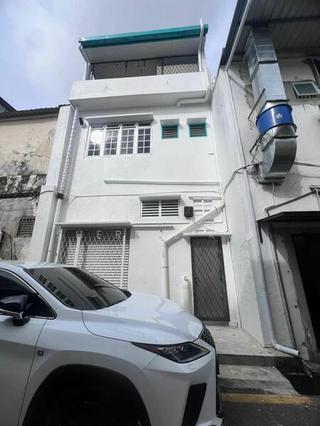 Shop for Sale in Kuching (Sarawak) - Sherene Kok - Exterior - PropertyGuru.com.my