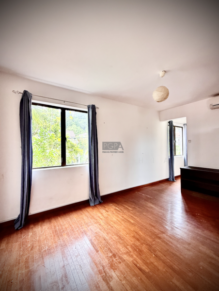 Ferringhi Villas untuk Untuk Dijual - RM 2,000,000, Mac 2026 - Living Room - PropertyGuru.com.my