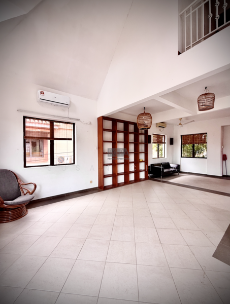 Ferringhi Villas untuk Untuk Dijual - RM 2,000,000, Mac 2026 - Living Room - PropertyGuru.com.my