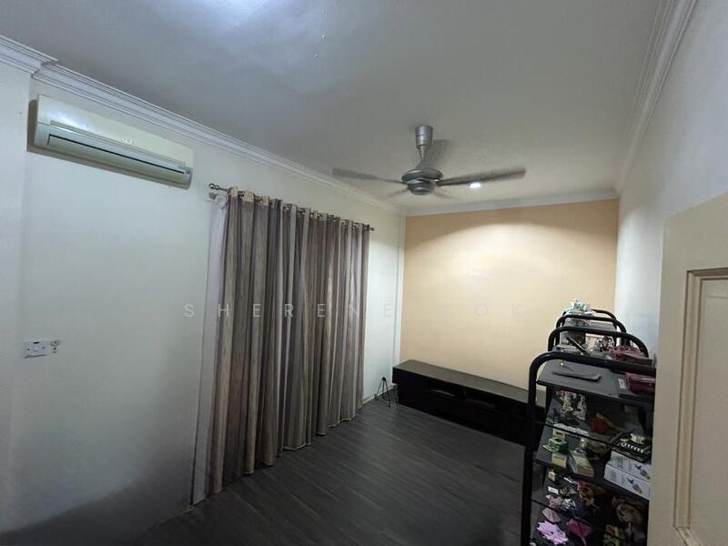 Rumah Banglo untuk Dijual di Taman BDC (Kuching) - Sherene Kok - Living Room - PropertyGuru.com.my