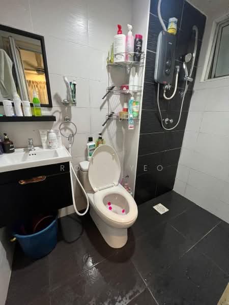 Apartment for Rent at Aliran Damai - Rony Yeo - Bathroom - PropertyGuru.com.my
