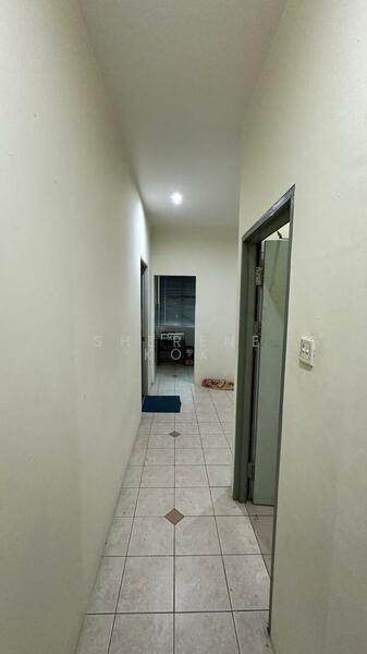 Semi D Factory with Bird House @ Demak Laut untuk Untuk Dijual - RM 900,000, Mac 2026 - Corridor - PropertyGuru.com.my