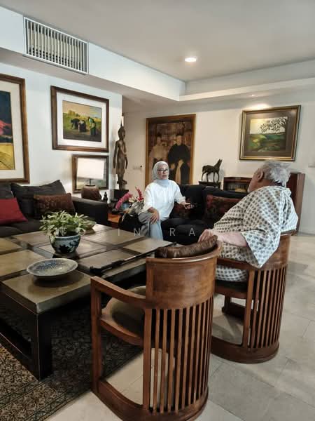 Condominium for Sale at 2 Hampshire - Norin Ramli - Living Room - PropertyGuru.com.my