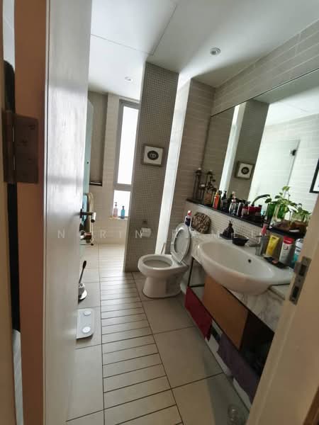 Condominium for Sale at 2 Hampshire - Norin Ramli - Bathroom - PropertyGuru.com.my