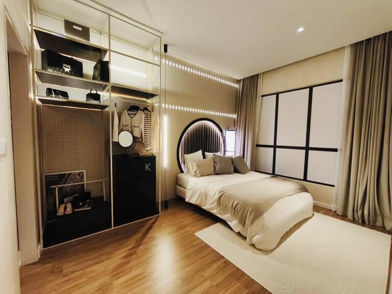 Master Bedroom 2