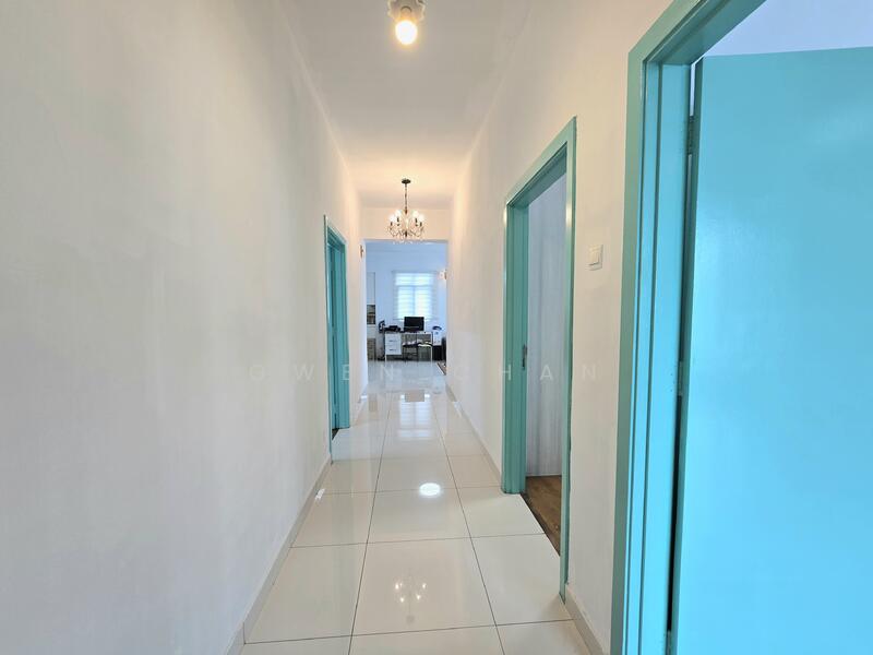 Condominium for Sale at Ceriaan Kiara - Gwen Chan - Corridor - PropertyGuru.com.my