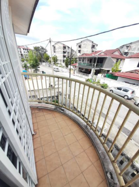 2-storey Terraced House for Sale in Batu Maung (Penang) - Gladys Kock - Balcony - PropertyGuru.com.my