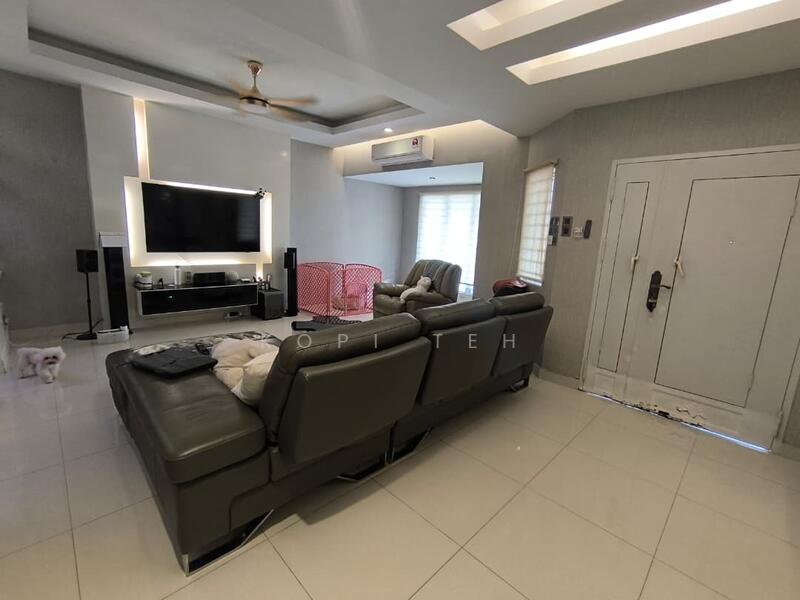 For Sale - Double Storey Landed House at Sri Petaling