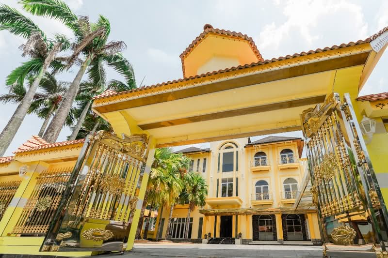 Rumah Banglo untuk Dijual di Country Heights (Kajang) - Mein Chen - Exterior - PropertyGuru.com.my