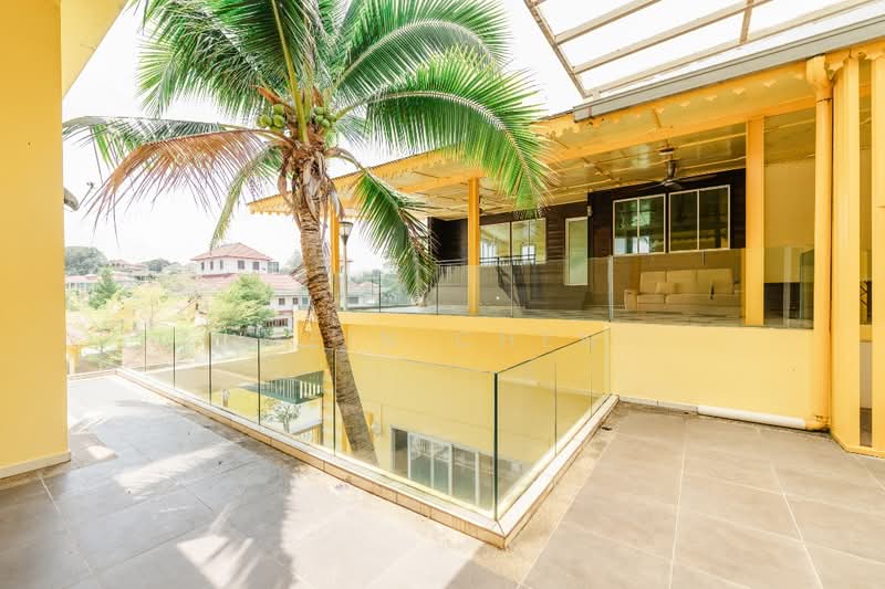 Rumah Banglo untuk Dijual di Country Heights (Kajang) - Mein Chen - Balcony - PropertyGuru.com.my