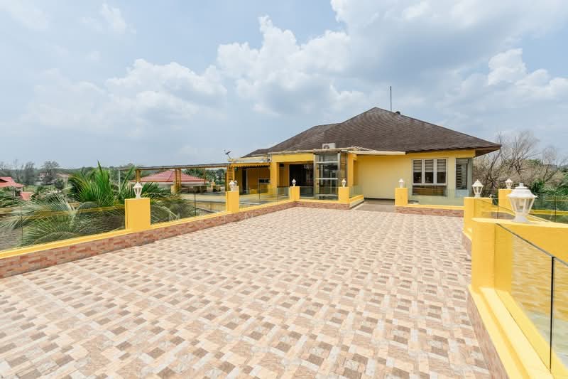 Rumah Banglo untuk Dijual di Country Heights (Kajang) - Mein Chen - Roof - PropertyGuru.com.my