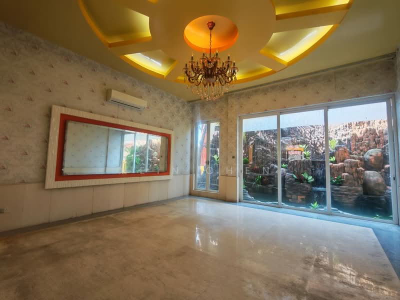 Rumah Banglo untuk Dijual di Country Heights (Kajang) - Mein Chen - Living Room - PropertyGuru.com.my
