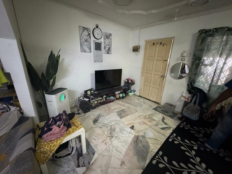 Terraced House for Sale in Taman Kok Doh (Batu) - Lucas Lim - Living Room - PropertyGuru.com.my