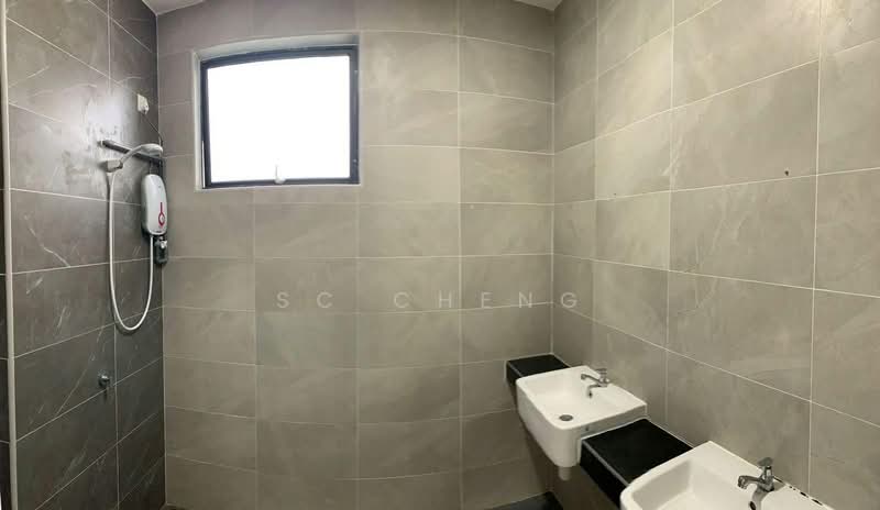 2-storey Terraced House for Rent in Taman Sutera Utama (Skudai) - SC Cheng - Bathroom - PropertyGuru.com.my
