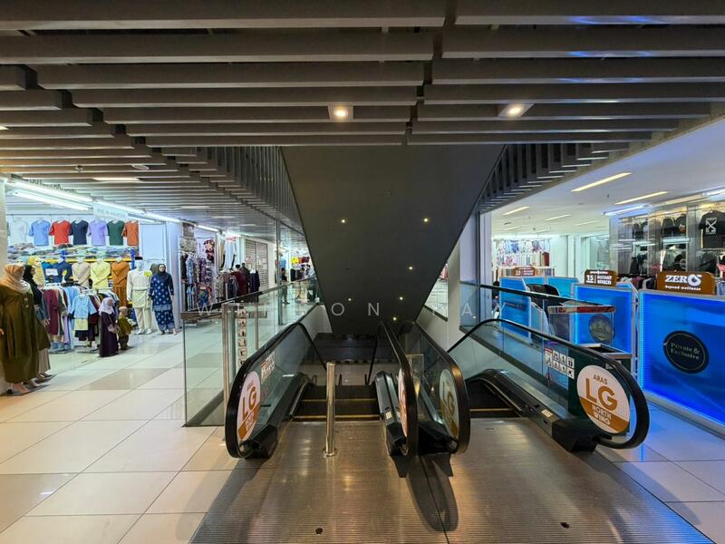 Retail Space for Sale in Pudu (KL City Centre) - Winson Tay - Corridor - PropertyGuru.com.my