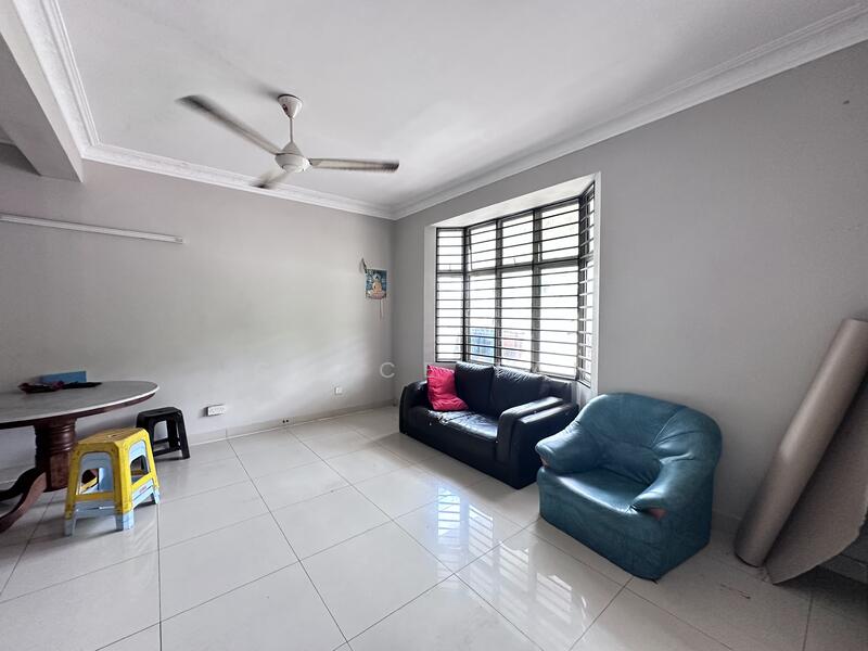 Taman Puchong Utama , PU 1 untuk Untuk Dijual - RM 780,000, Mac 2026 - Living Room - PropertyGuru.com.my