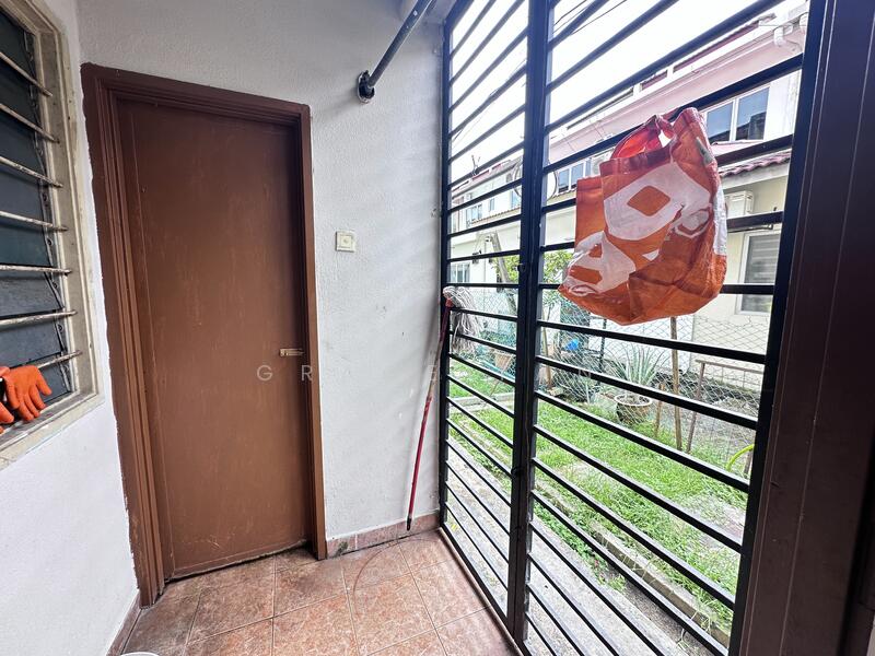 Taman Puchong Utama , PU 1 untuk Untuk Dijual - RM 780,000, Mac 2026 - Entrance - PropertyGuru.com.my