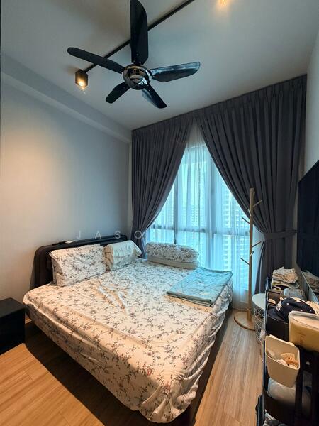 Kediaman Servis untuk Dijual di KL Traders Square - Jason Lim - Bedroom - PropertyGuru.com.my