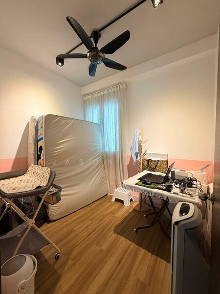 Kediaman Servis untuk Dijual di KL Traders Square - Jason Lim - Bedroom - PropertyGuru.com.my