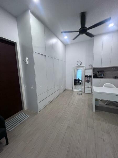 Rumah Teres 3 Tingkat untuk Dijual di 16 Sierra (Puchong) - Marcus Han - Study - PropertyGuru.com.my