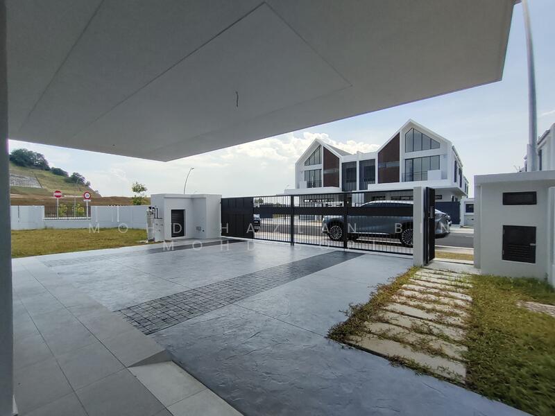 Semi-Detached House for Sale in Elmina (Shah Alam) - Mohd Hazlan bin Mohd Sopi - Exterior - PropertyGuru.com.my