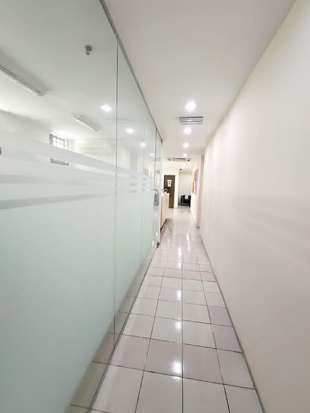 Office for Rent in Bandar Sunway (Sunway) - Jordan . - Corridor - PropertyGuru.com.my