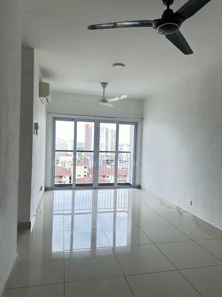 Untuk Disewa - Koi Suites