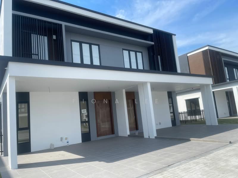 Rumah Berkembar untuk Dijual di Telok Panglima Garang (Selangor) - Fiona Lee - Exterior - PropertyGuru.com.my