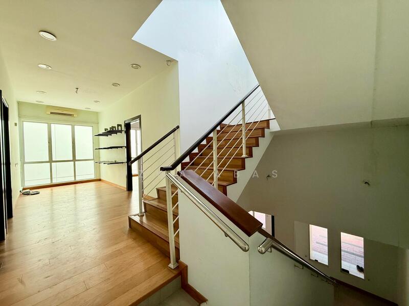 Bunglow villa Kota Kemuning untuk Untuk Dijual - RM 1,500,000, Apr 2026 - Living Room - PropertyGuru.com.my