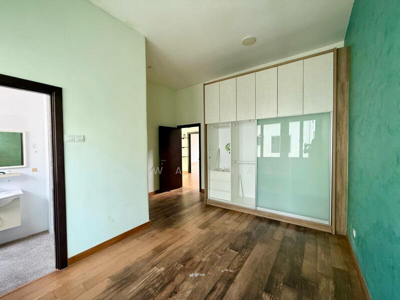 Bunglow villa Kota Kemuning untuk Untuk Dijual - RM 1,500,000, Apr 2026 - Bedroom - PropertyGuru.com.my
