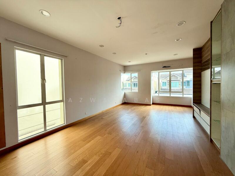 Bunglow villa Kota Kemuning untuk Untuk Dijual - RM 1,500,000, Apr 2026 - BedRoom - PropertyGuru.com.my