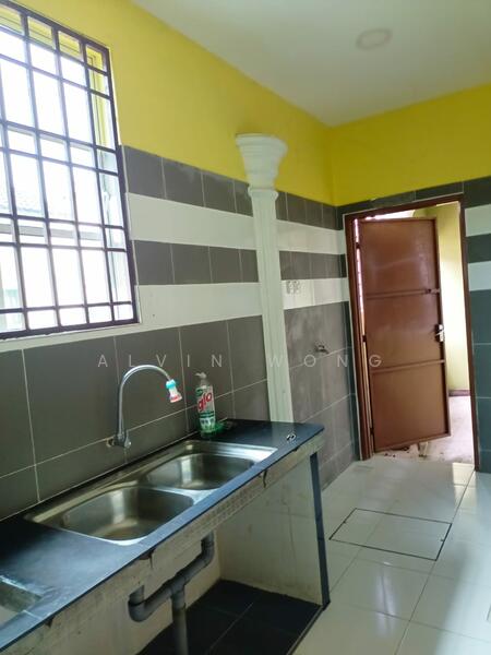 1-storey Terraced House for Sale in Ipoh (Perak) - Alvin Wong - Kitchen - PropertyGuru.com.my