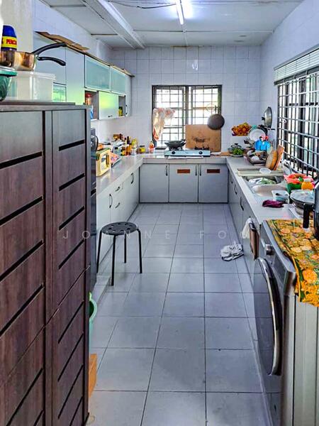 Joanne Foo Property 0163108697