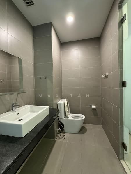 Service Residence for Sale at Arnica @ Tropicana Gardens - Max Tan - Bathroom - PropertyGuru.com.my