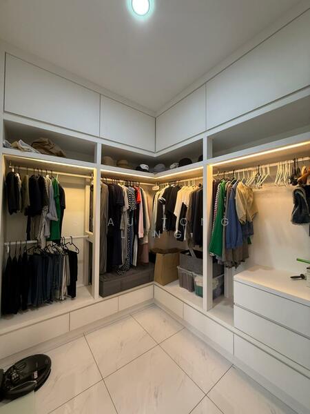 Closet