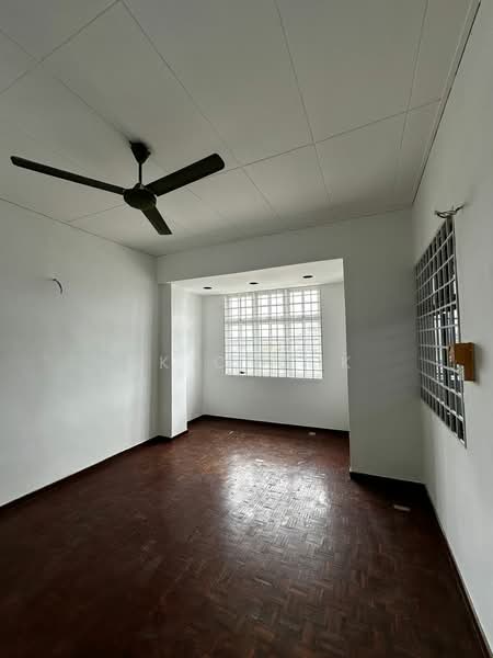 3-storey Terraced House for Rent in Taman Suria (Johor Bahru) - BK Cheok - Living Room - PropertyGuru.com.my