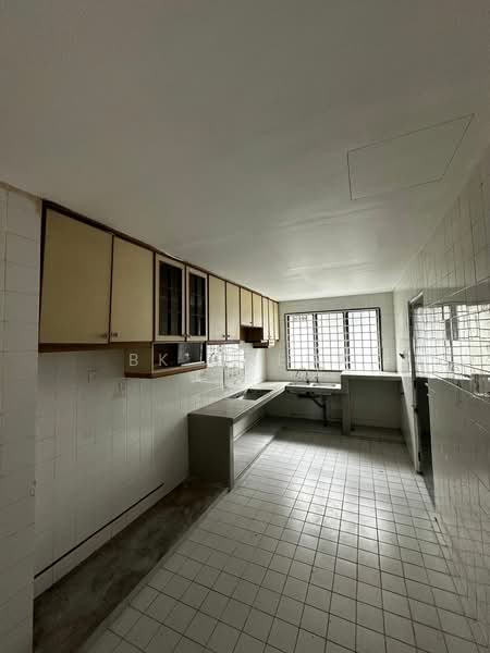 3-storey Terraced House for Rent in Taman Suria (Johor Bahru) - BK Cheok - Kitchen - PropertyGuru.com.my