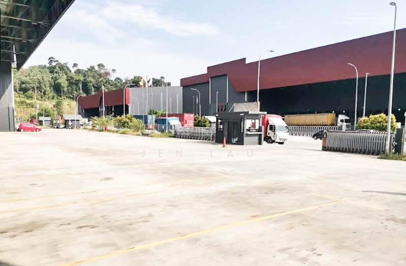 Warehouse for Rent in Alam Budiman (Shah Alam) - Jen Lau - Exterior - PropertyGuru.com.my