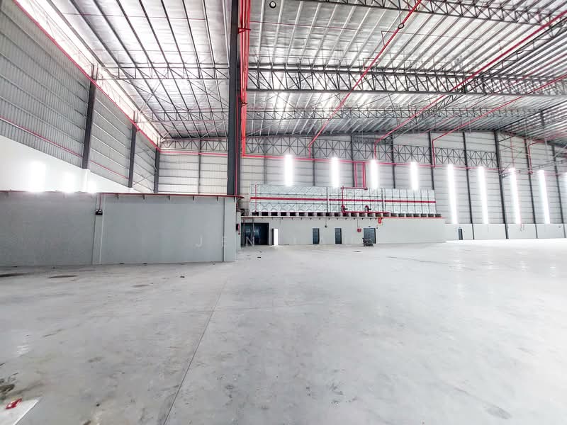 Warehouse for Rent in Alam Budiman (Shah Alam) - Jen Lau - Interior - PropertyGuru.com.my