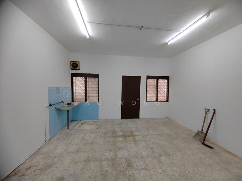 Rumah Teres 2 Tingkat untuk Dijual di Taman Klang Utama (Kapar) - Zac Wong - Kitchen - PropertyGuru.com.my