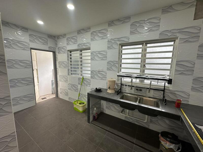 2-storey Terraced House for Sale in Taman Pakatan Jaya (Tambun) - Sam Lam - Kitchen - PropertyGuru.com.my