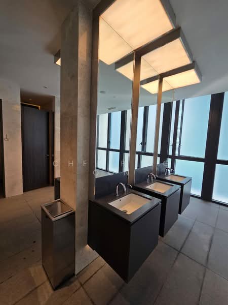 Servis Apartment untuk Dijual di The Conlay - Gordon Oon - Bathroom - PropertyGuru.com.my