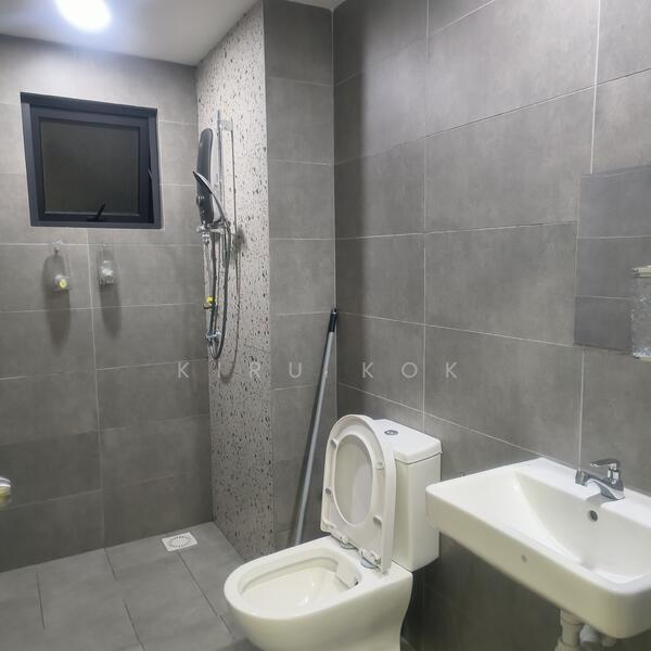 Metro @ Cheras untuk Untuk Disewa - RM 2,099 /bulan, Feb 2026 - Bathroom - PropertyGuru.com.my