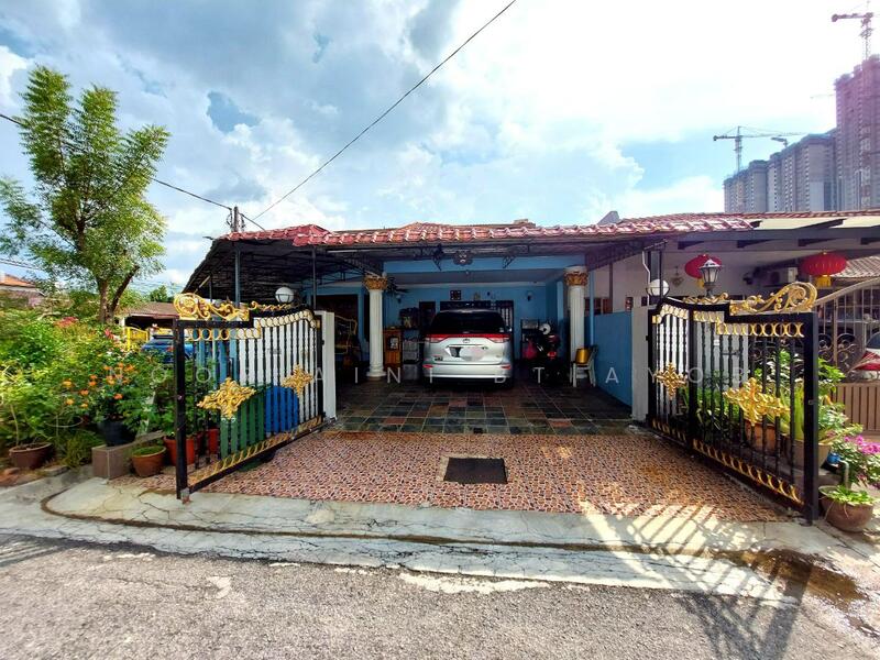 Untuk Dijual - CORNER LOT Taman Setapak KL 2 Storey Terrace House