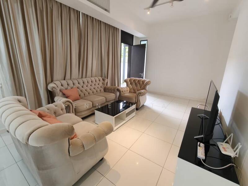 Terraced House for Sale in Medini (Iskandar Puteri (Nusajaya)) - Kenneth Tan - Living Room - PropertyGuru.com.my