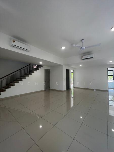 Cheria Residences @ Tropicana Aman untuk Untuk Dijual - RM 1,750,000, Mac 2026 - Living Room - PropertyGuru.com.my