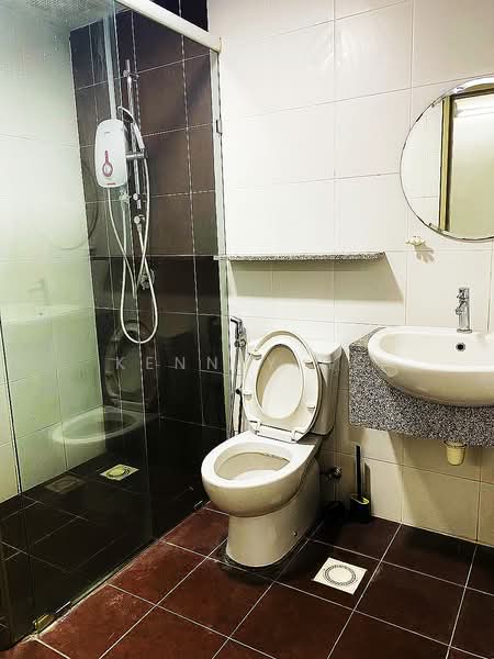Servis Apartment untuk Disewa di Pacific Place - Kennly Ho - Bathroom - PropertyGuru.com.my