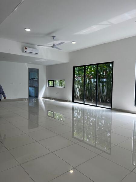 Cheria Residences @ Tropicana Aman untuk Untuk Disewa - RM 4,000 /bulan, Mac 2026 - Living Room - PropertyGuru.com.my