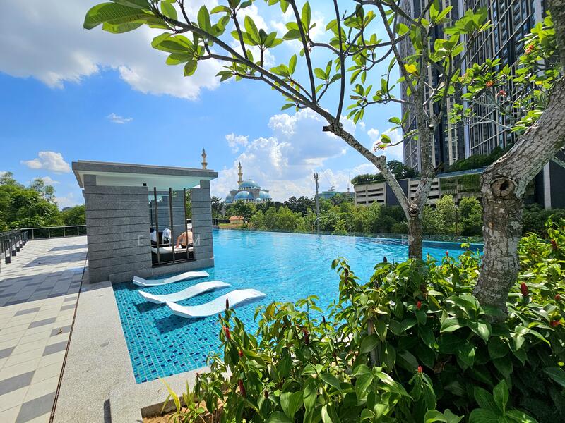 Service Residence for Rent at Met 1 Residences - Edmund Kuah - Pool - PropertyGuru.com.my